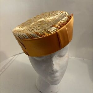 Vintage 1960’s woven straw elegant pillbox hat headpiece in  golden tones